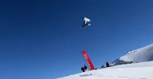 圖片來源：新體育網(wǎng)視頻截圖。