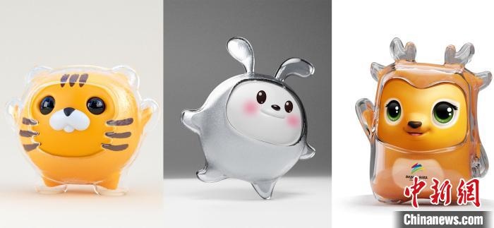 設(shè)計團隊曾嘗試在冰殼之下更換成老虎、兔子或麋鹿等形象。(資料圖) 劉平云供圖