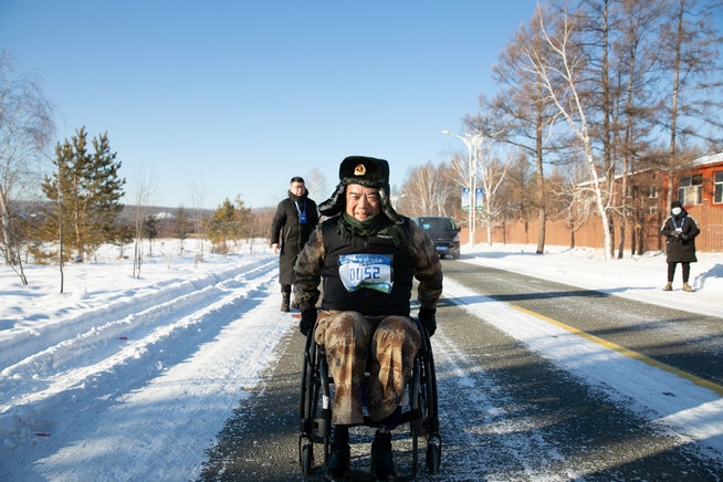 中共黨員、一等功榮立者王曙光不畏嚴(yán)寒，挑戰(zhàn)自我（王鵬）.jpg