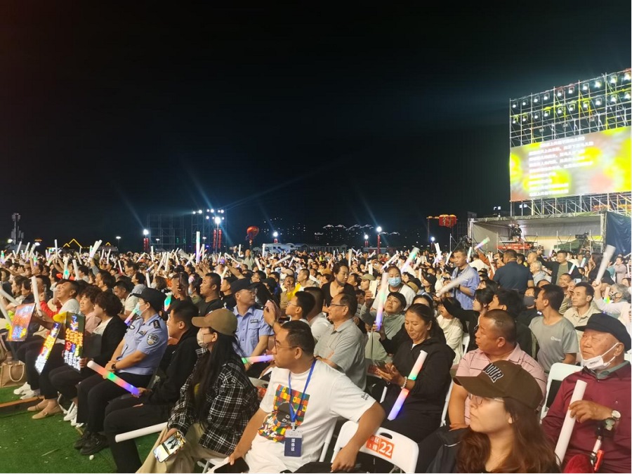 “如七而遇 相思烏?！边@場七夕主題音樂會甜出圈665.png