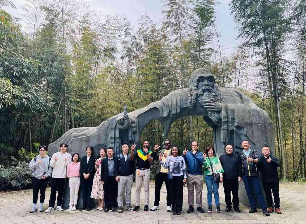 Guizhou Echo | 這一波，貴州又圈“國際粉”了