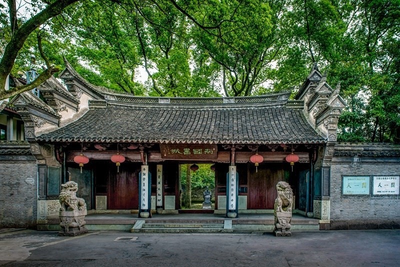 天一閣正門。 天一閣博物院供圖