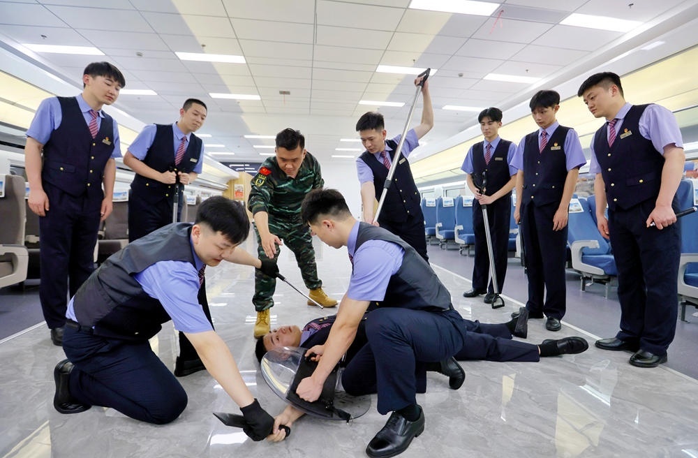 應(yīng)急處置培訓(xùn)。