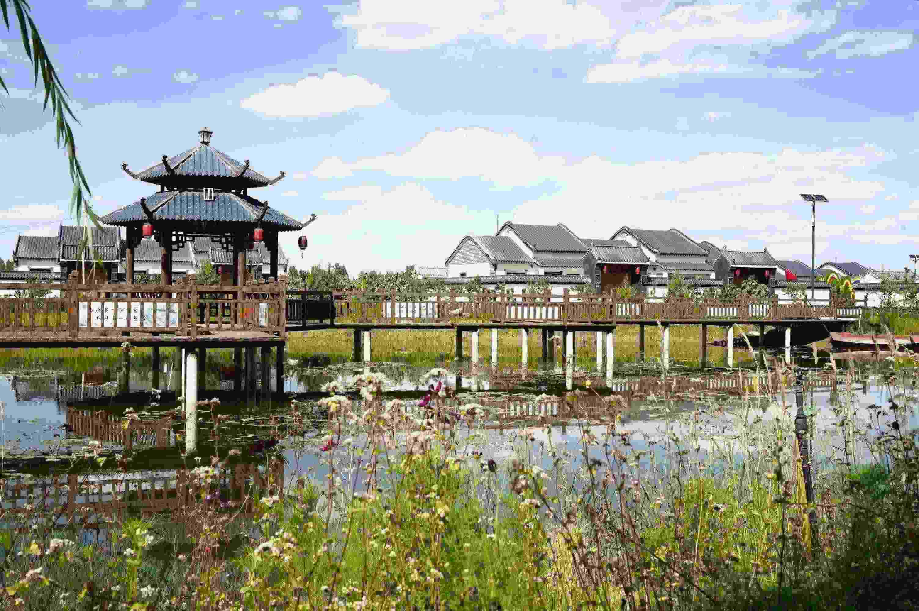 黃家堡村，筑夢(mèng)新居。張文博攝