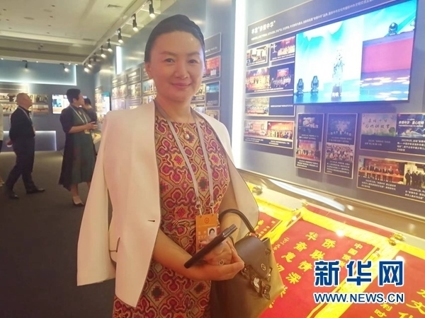 英國(guó)川商聯(lián)合總會(huì)會(huì)長(zhǎng)宋汶栗。新華網(wǎng)記者 侯強(qiáng) 攝