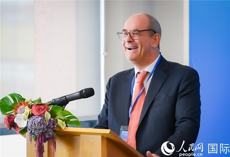 圖為倫敦?戶港代表致辭。人民網(wǎng) 郭錦標(biāo)攝