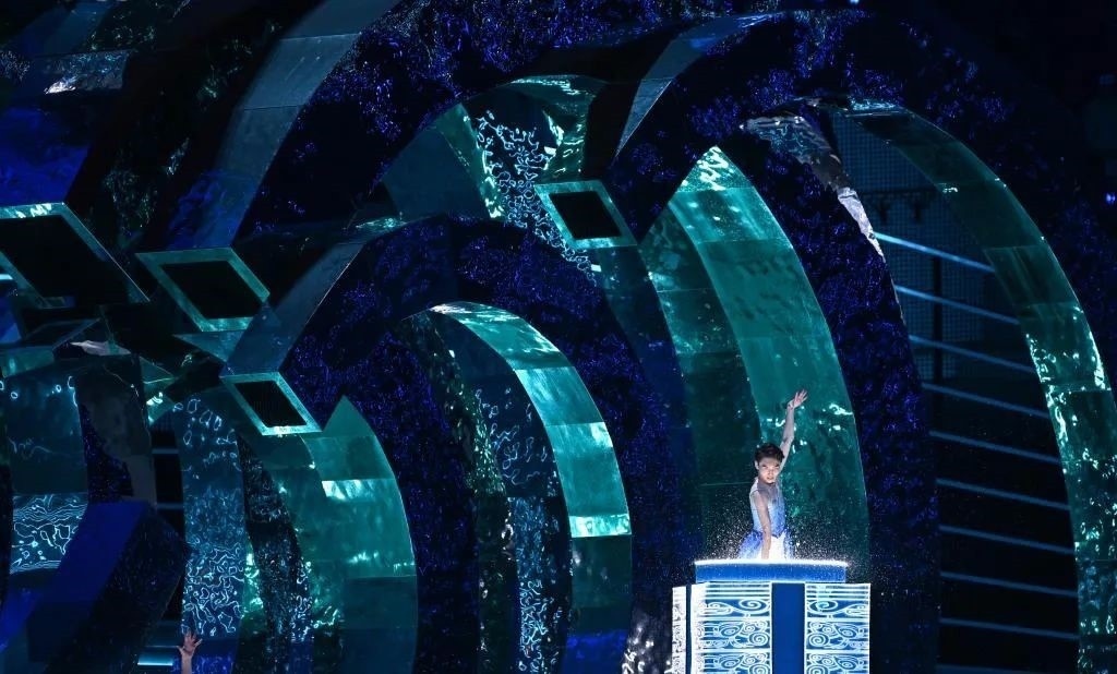 △9月23日，杭州第19屆亞洲運(yùn)動(dòng)會(huì)開幕式迎賓表演《水潤秋輝》。