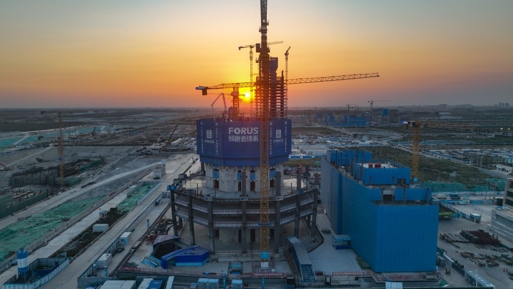 在雄安新區(qū)啟動區(qū)拍攝的中國中化大廈項目（9月21日攝，無人機照片）。新華社記者 張鋮 攝