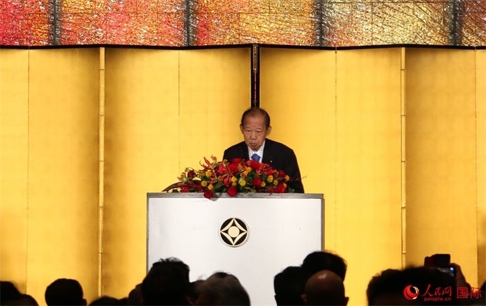 日中友好議員聯(lián)盟會長二階俊博發(fā)表致辭。人民網(wǎng) 許可攝