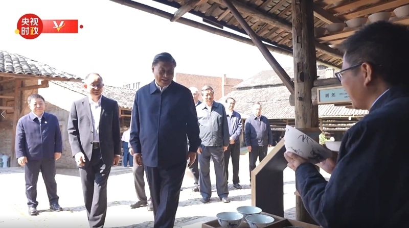2023年10月11日，習近平在江西景德鎮(zhèn)考察。（視頻截圖）
