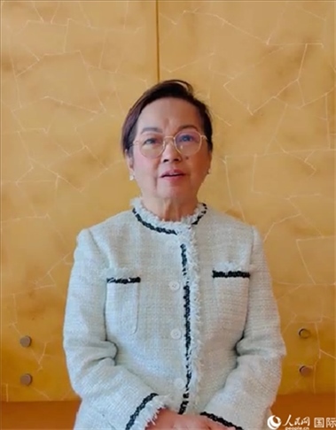 菲律賓前總統(tǒng)阿羅約通過視頻發(fā)表致辭。人民網(wǎng)記者樊帆 攝