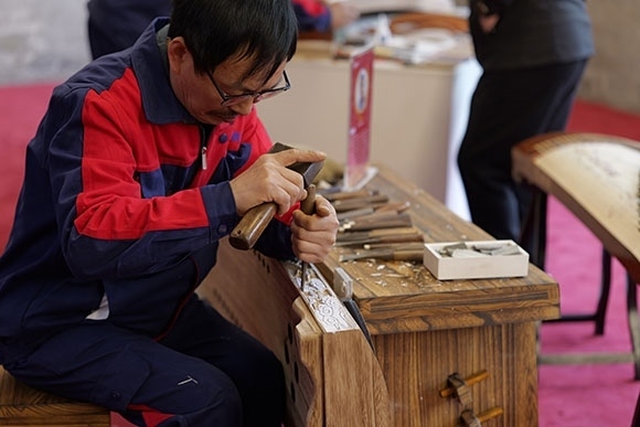 蘭考古箏制作展示。中央音樂學(xué)院供圖