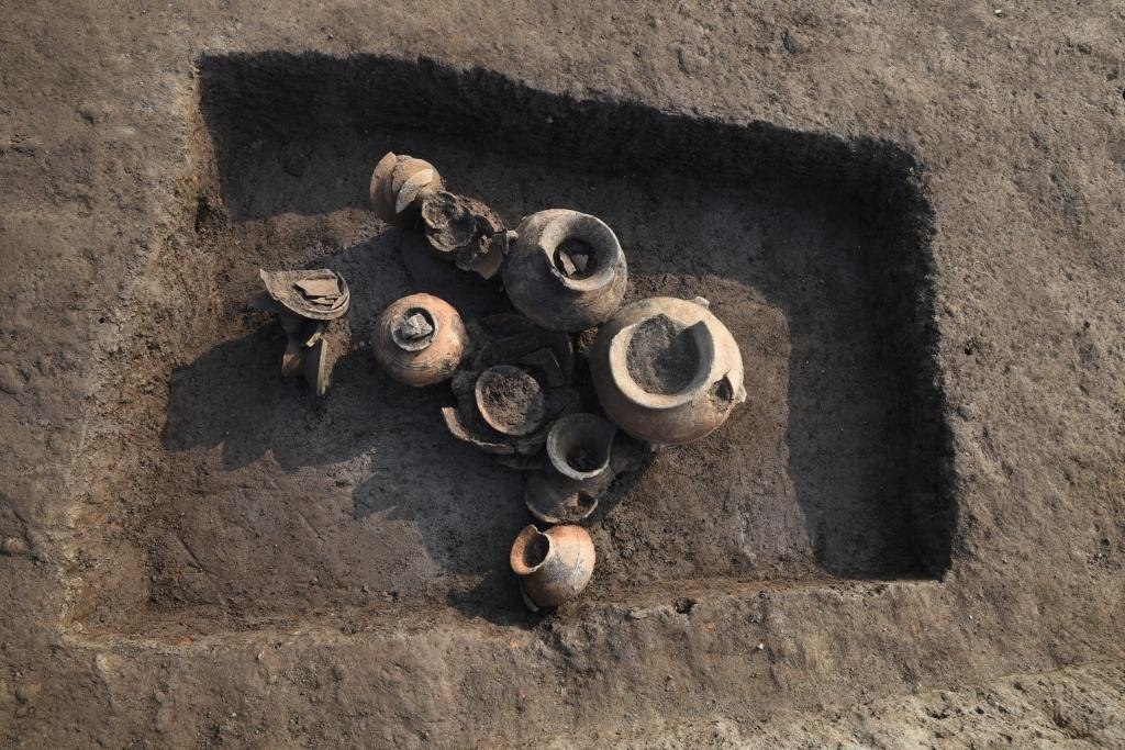 汶溪遺址河姆渡文化晚期墓葬。寧波市文化遺產(chǎn)管理研究院供圖