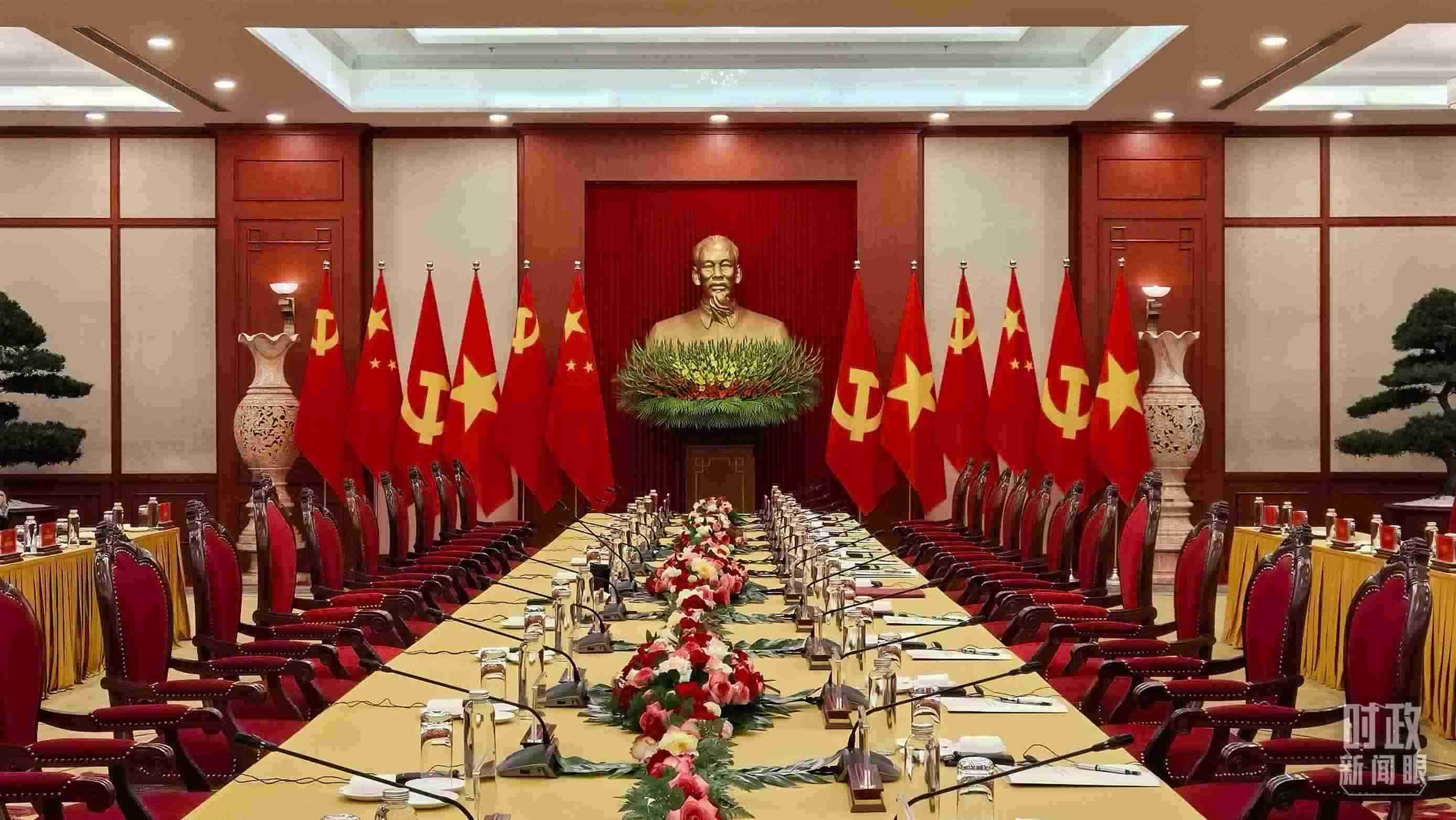 △當?shù)貢r間12月12日下午，習近平在這里與阮富仲舉行會談，這是會談開始前的場景。（總臺央視記者邢彬拍攝）