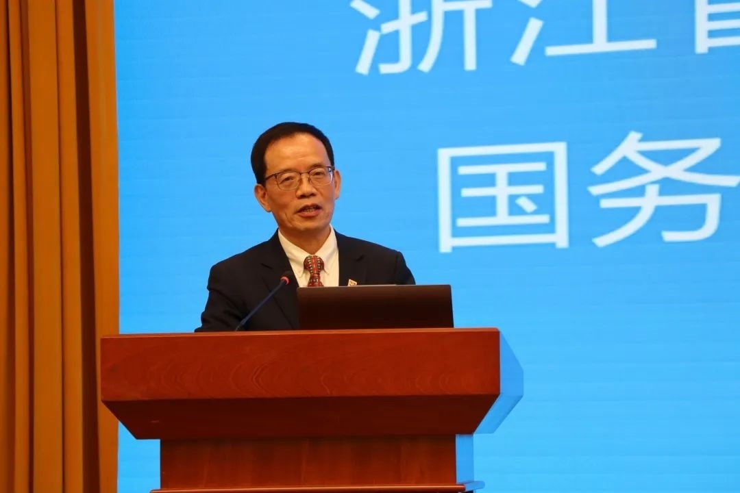 浙江省區(qū)域國(guó)別與國(guó)際傳播研究智庫(kù)聯(lián)盟首席專家、浙江師范大學(xué)非洲區(qū)域國(guó)別學(xué)學(xué)部學(xué)術(shù)委員會(huì)常務(wù)副主任劉鴻武致辭。主辦方供圖