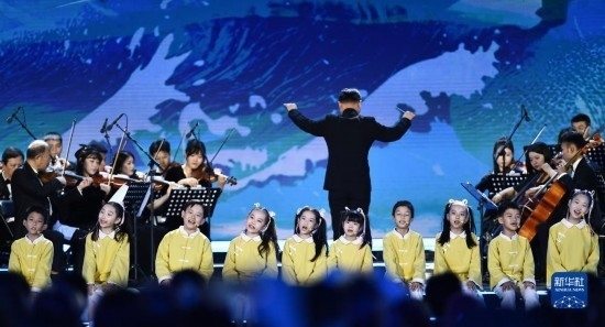 12月16日拍攝的第五屆海南島國際電影節(jié)開幕式現(xiàn)場。