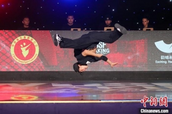 今年7月，首屆亞洲霹靂舞錦標(biāo)賽在拱墅運河體育公園體育館舉行。郭天奇 攝