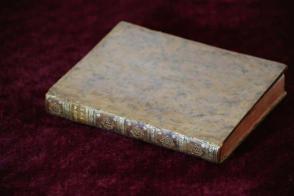 這是典藏于中國(guó)國(guó)家圖書館的《論語(yǔ)導(dǎo)讀》。