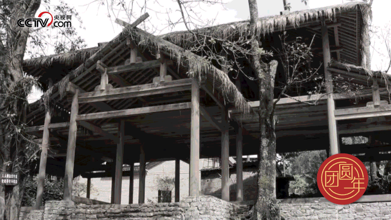 △ 云南省騰沖市清水鄉(xiāng)三家村的司莫拉佤族村曾經(jīng)是貧困村，隨著國家脫貧攻堅、鄉(xiāng)村振興的推進，這個小村寨舊貌換新顏，變成了名副其實的美麗鄉(xiāng)村。