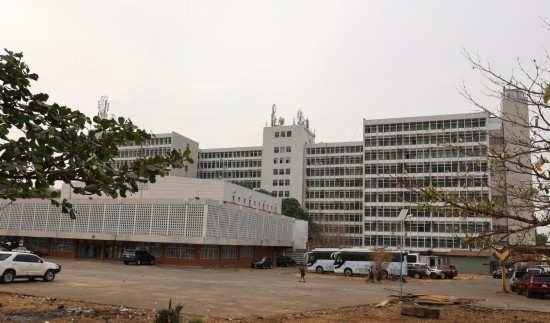 中塞友誼大廈。