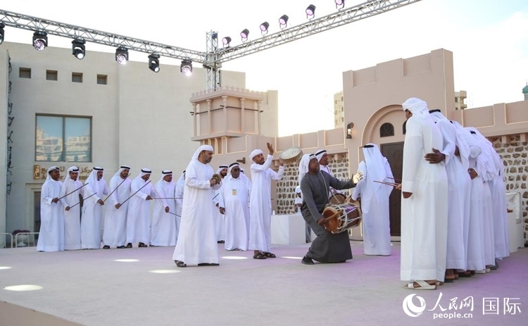 阿拉伯歌舞表演。人民網(wǎng) 塔里克·易卜拉欣攝