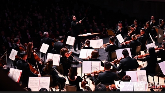 演出現(xiàn)場(chǎng)。人民網(wǎng) 郭錦標(biāo)攝