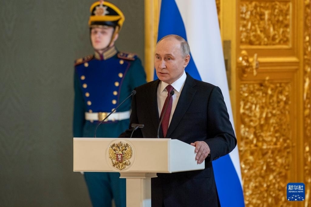 3月20日，俄羅斯總統(tǒng)普京在莫斯科克里姆林宮與其競選團(tuán)隊代表舉行見面會。新華社記者 曹陽 攝