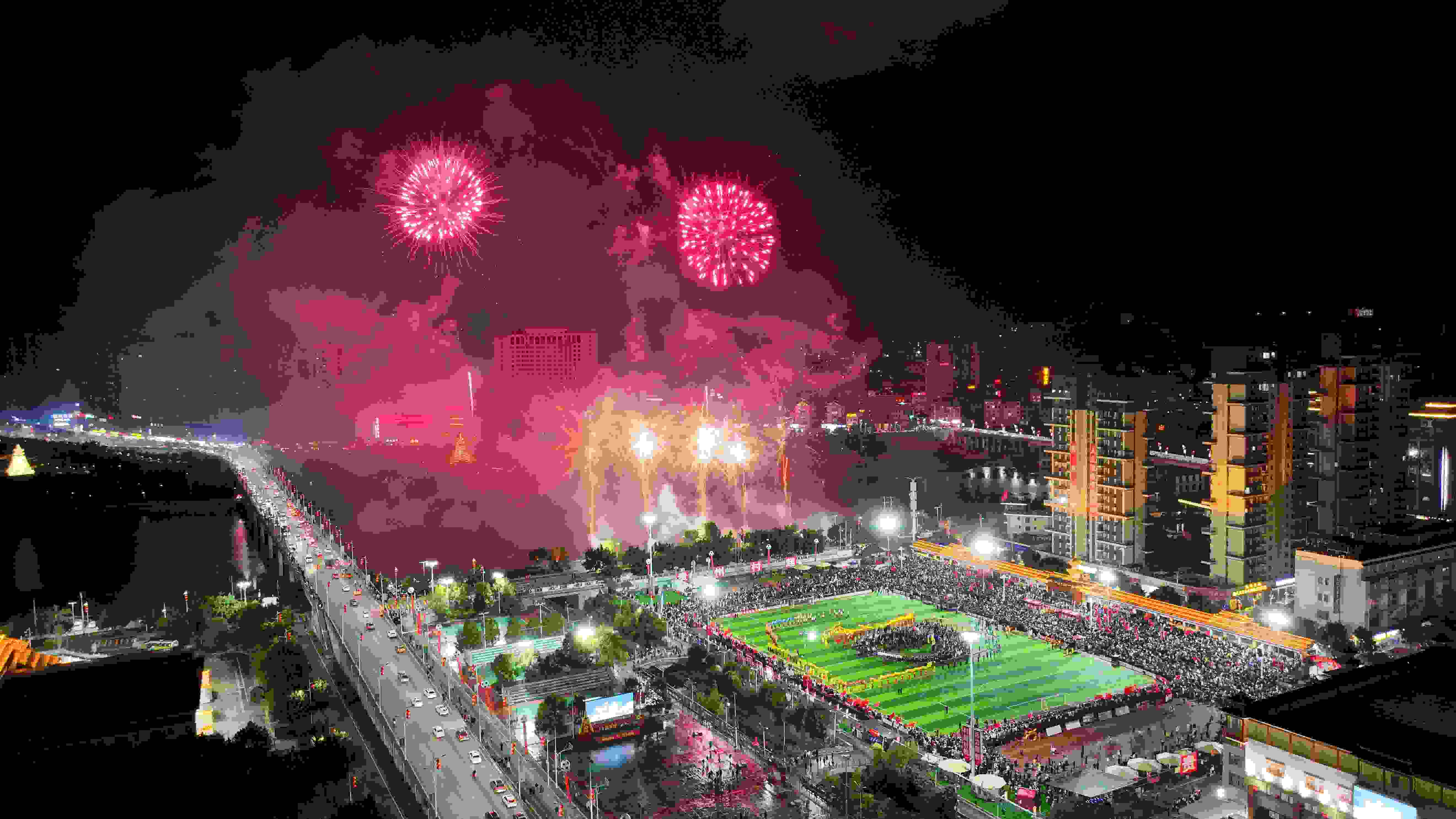 貴州榕江“村超”現(xiàn)場。韋貴金 攝