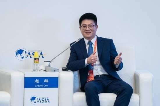 3月27日，猿輔導(dǎo)集團(tuán)副總裁、人工智能研究院院長(zhǎng)程群在分論壇上發(fā)言。新華社記者 曹夢(mèng)瑤 攝