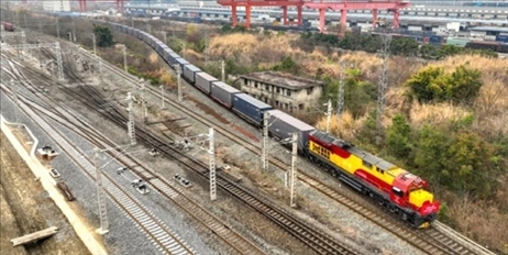 全國(guó)鐵路實(shí)行新的貨物列車運(yùn)行圖。國(guó)鐵集團(tuán)供圖