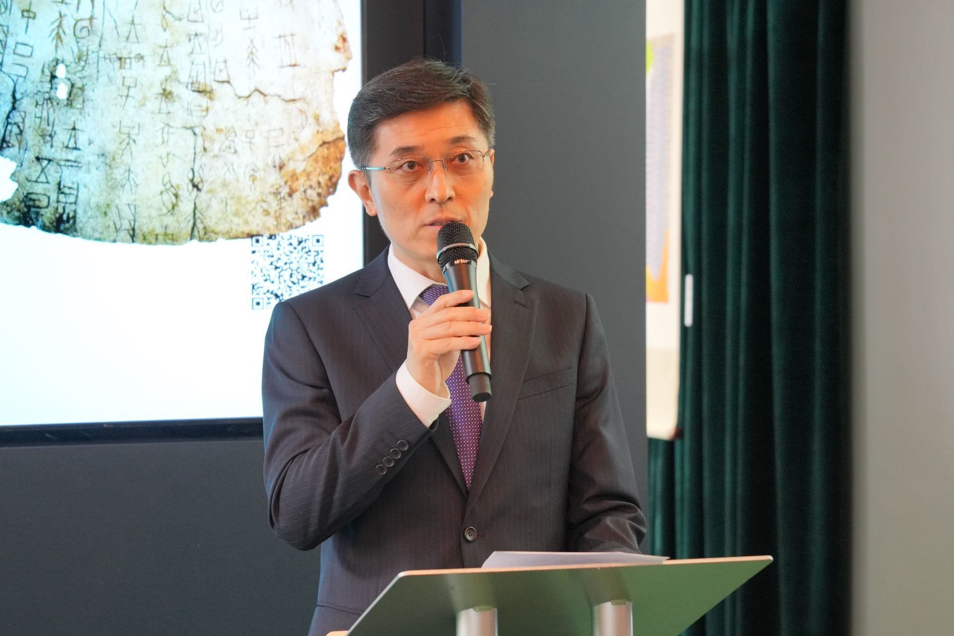 中國駐英國使館公使楊曉光致辭。主辦方供圖