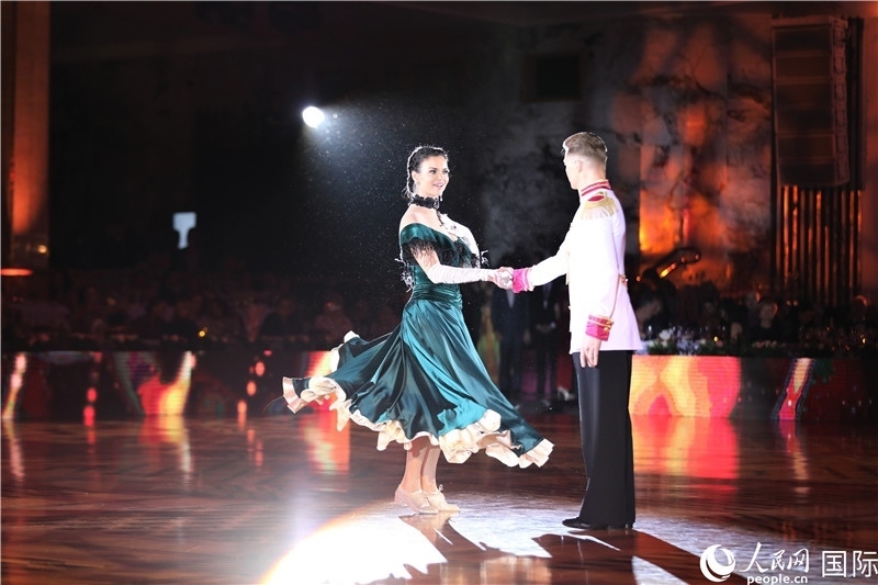 第五屆“克里姆林宮杯”國標(biāo)舞錦標(biāo)賽現(xiàn)場。于子恒攝