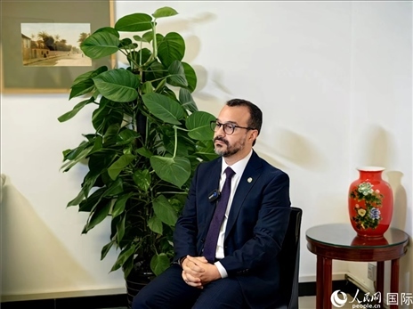 巴西文化部副部長(zhǎng)卡西修斯·羅薩接受人民網(wǎng)專(zhuān)訪。人民網(wǎng)記者 符園園攝