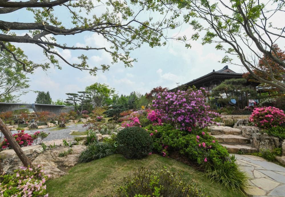 這是2024年4月12日拍攝的成都世園會主會場寧波園。新華社記者 王曦 攝