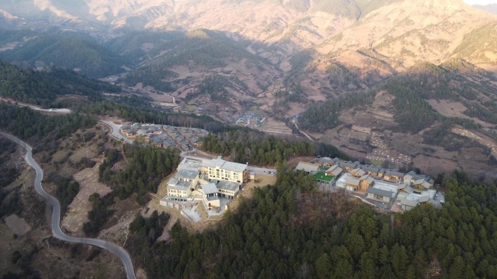 三河村全景（無(wú)人機(jī)照片）。新華社記者 尹恒 攝