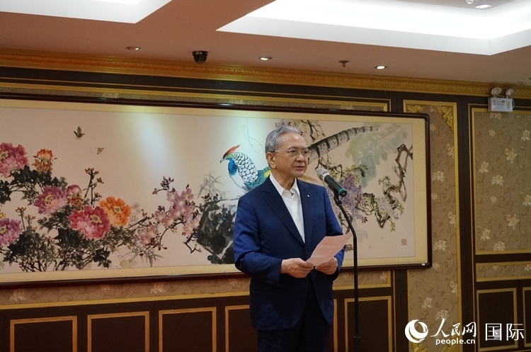 創(chuàng)價學會會長原田稔致辭。