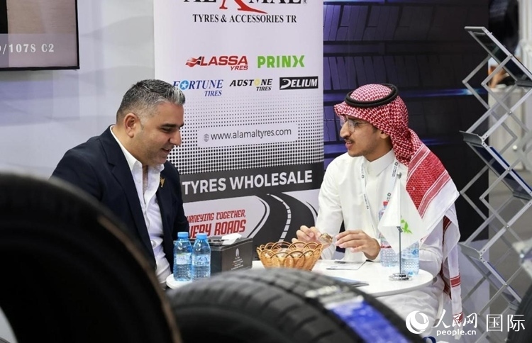 展會(huì)一景。人民網(wǎng)記者 管克江攝