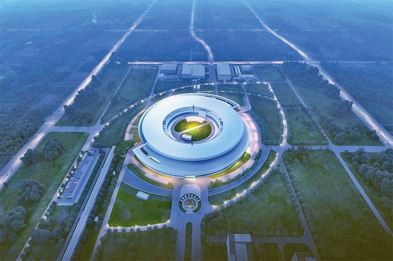 近年來，長三角各省市牢牢把握高質量發(fā)展這個首要任務，因地制宜培育和發(fā)展新質生產力，朝著世界級城市群目標邁進。圖為第四代大科學裝置“合肥先進光源”的效果圖（資料圖片）。 新華社發(fā)（中國科學技術大學國家同步輻射實驗室供圖）