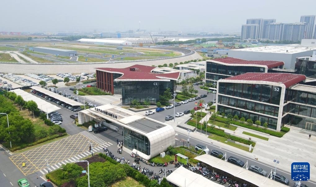 大眾汽車（安徽）有限公司外景（無人機(jī)照片，2024年6月7日攝）。新華社記者 郭晨 攝