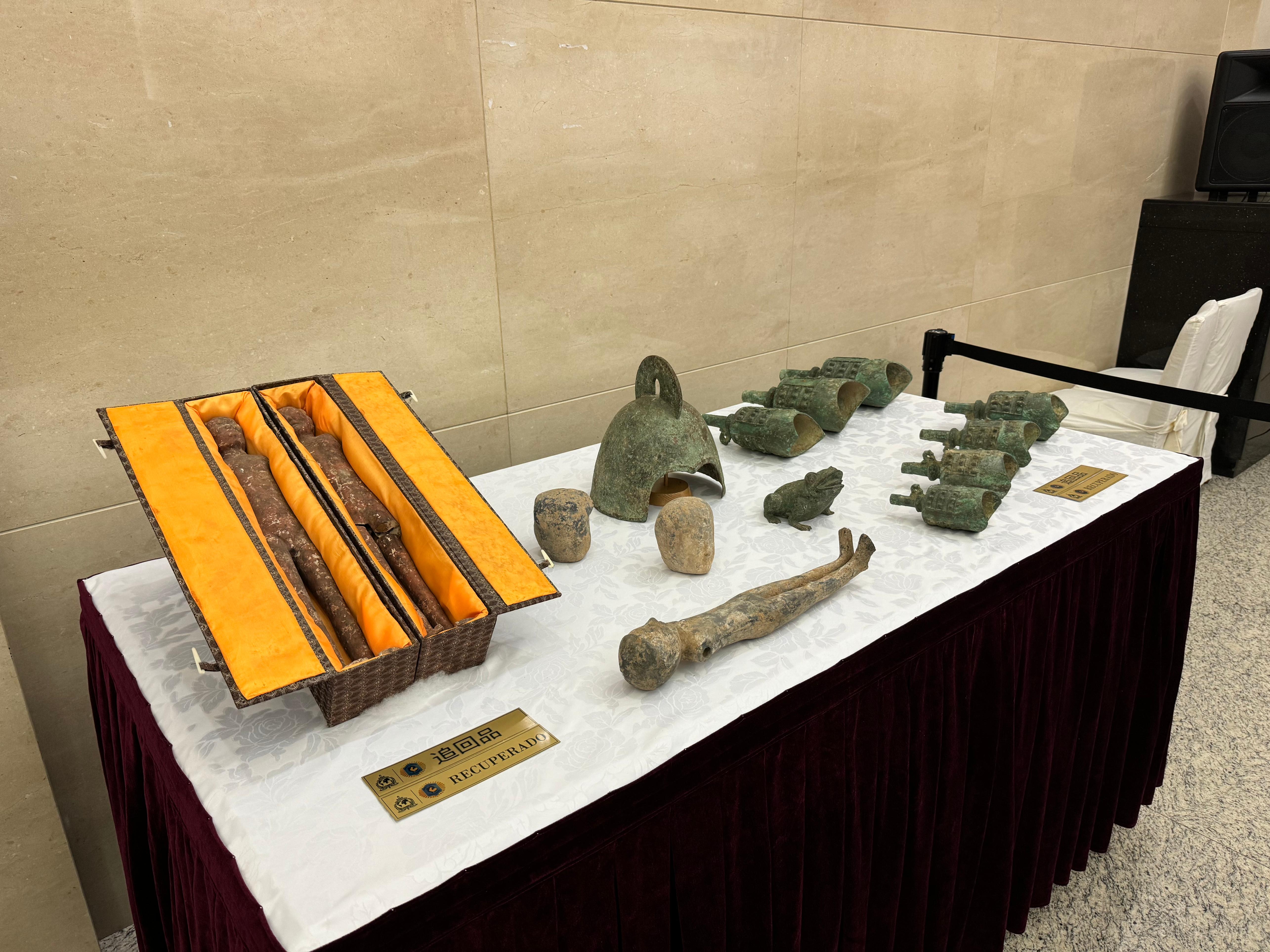 阿根廷返還的14件文物藝術(shù)品。國家文物局供圖