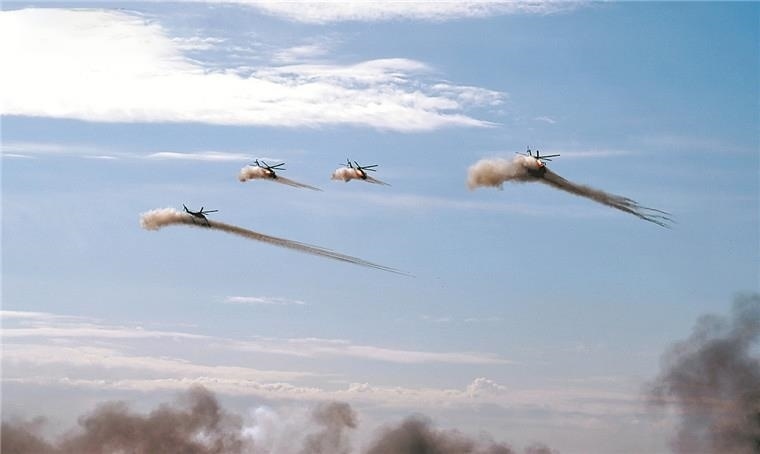 △“和平使命—2021”上合組織聯(lián)合反恐軍演。