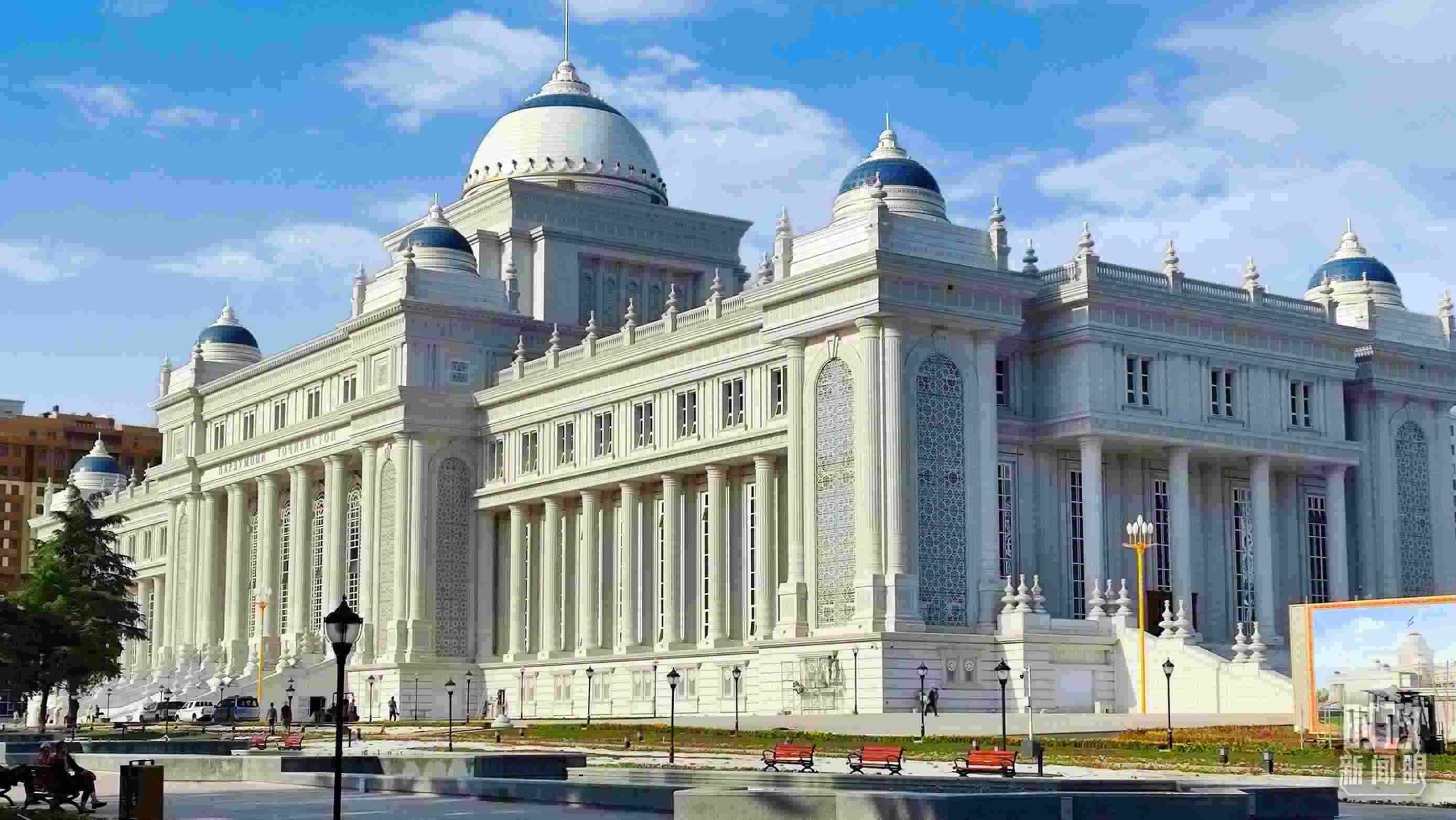 △中方援建塔議會(huì)大樓。（總臺(tái)記者員志軍拍攝）