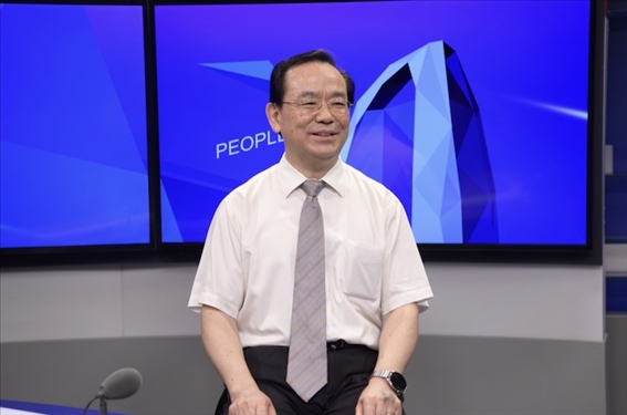 中國人民大學(xué)法學(xué)院教授、博士生導(dǎo)師楊建順。人民網(wǎng)記者 王曉嘯攝