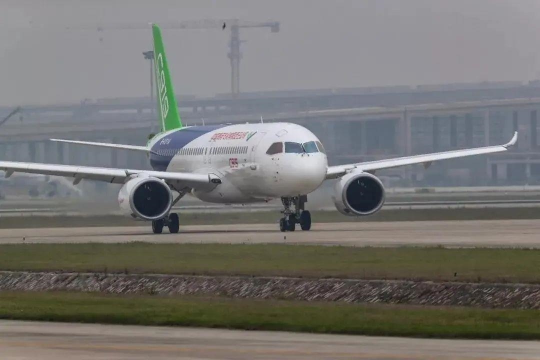 從一扇“門(mén)”、一座“城”、兩張“網(wǎng)”，看浦東新區(qū)改革常新