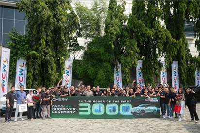 8月3日，中國車企奇瑞在雅加達(dá)舉行活動，慶祝在印尼交付第3000輛電動汽車OMODA E5。奇瑞汽車印度尼西亞銷售公司供圖