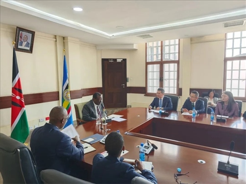 （座談會(huì)現(xiàn)場(chǎng)。駐肯使館供圖）