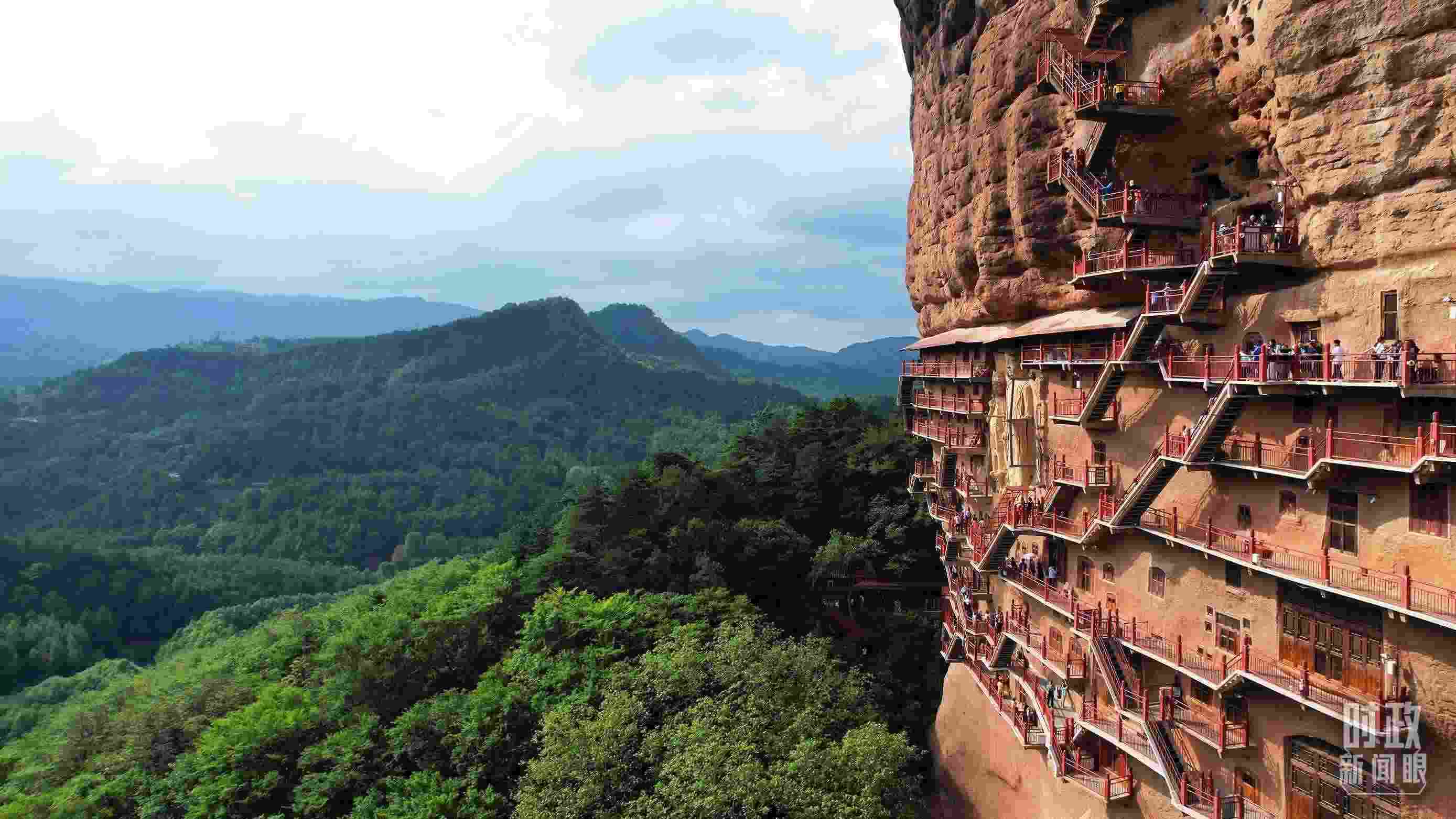 △ 麥積山石窟。（總臺記者馬凌峰拍攝）