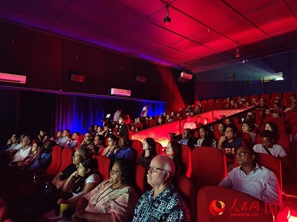 塞舌爾首屆中國電影節(jié)開幕式現(xiàn)場。人民網(wǎng)記者 黃煒鑫攝