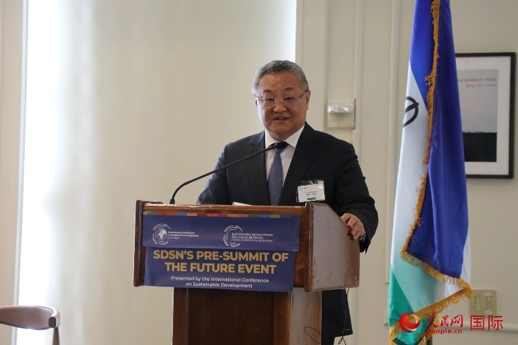 中國(guó)常駐聯(lián)合國(guó)代表傅聰大使發(fā)表演講。人民網(wǎng)記者 李志偉攝