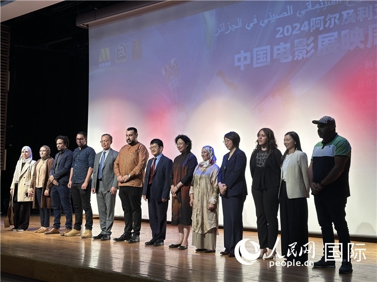 中阿兩國官員、電影行業(yè)從業(yè)者、媒體代表等出席開幕式 郝瑞敏攝